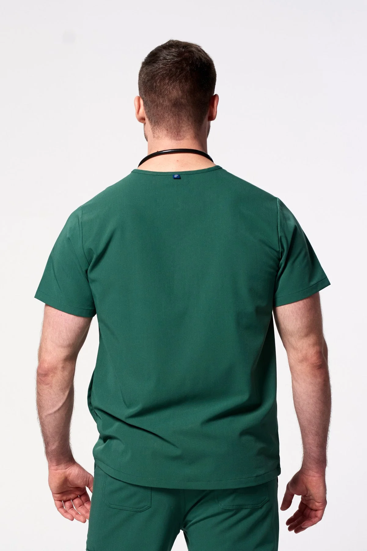 Men's 3-Pocket Scrub Top - Image 3