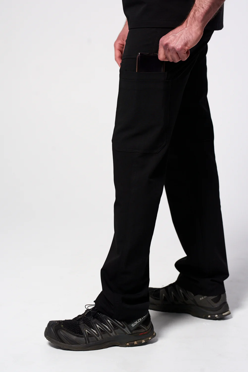 Men's Straight-Cut 9-Pocket Cargo Pants - Image 10