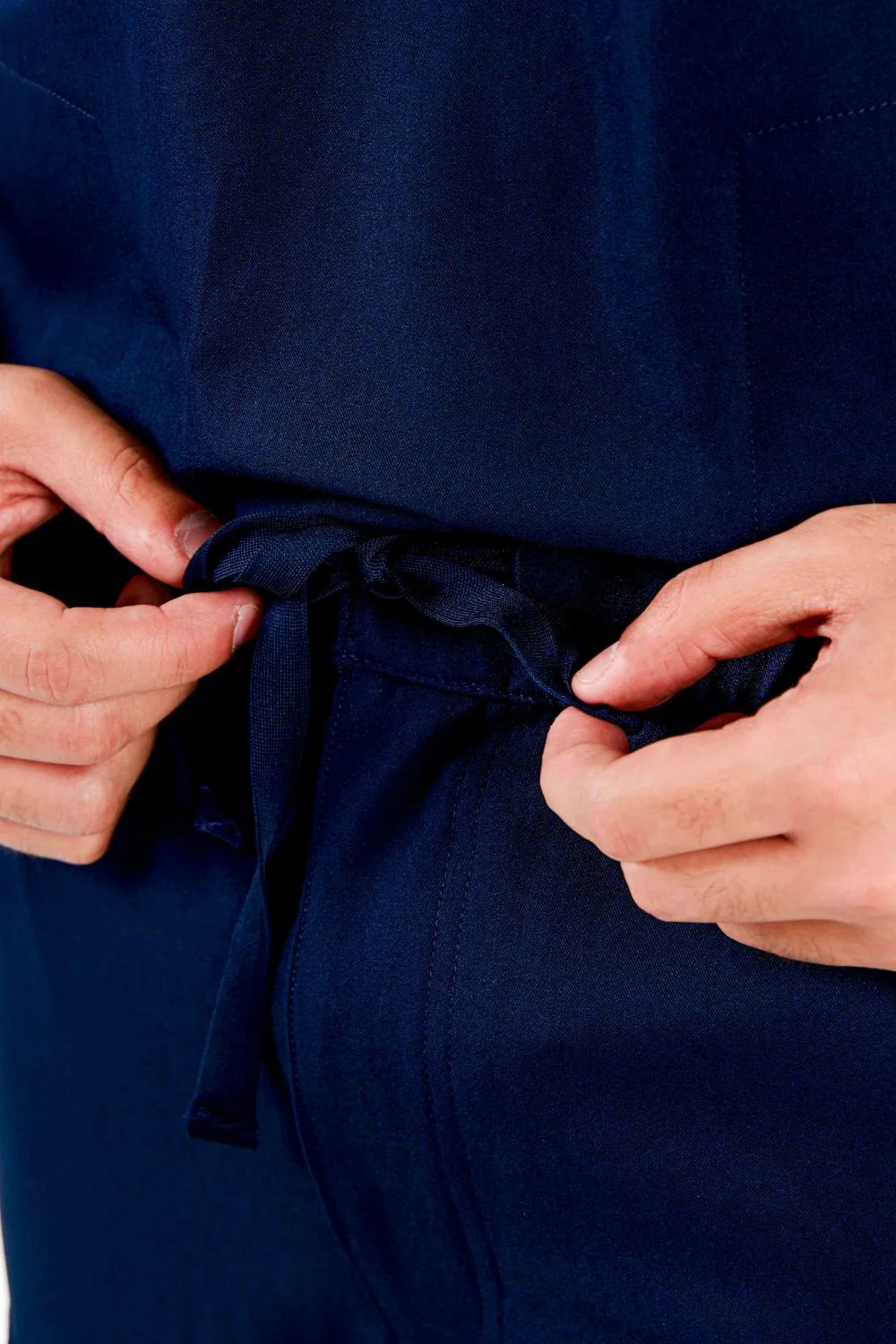 VetCore™ Men’s Vet Med Cargo Scrub Pants with GENU™ Removable Knee Protection - Image 3