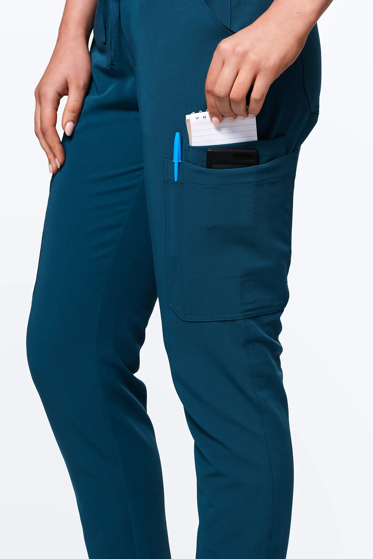 Women's Skinny 11-Pocket Scrub Pants - Image 27