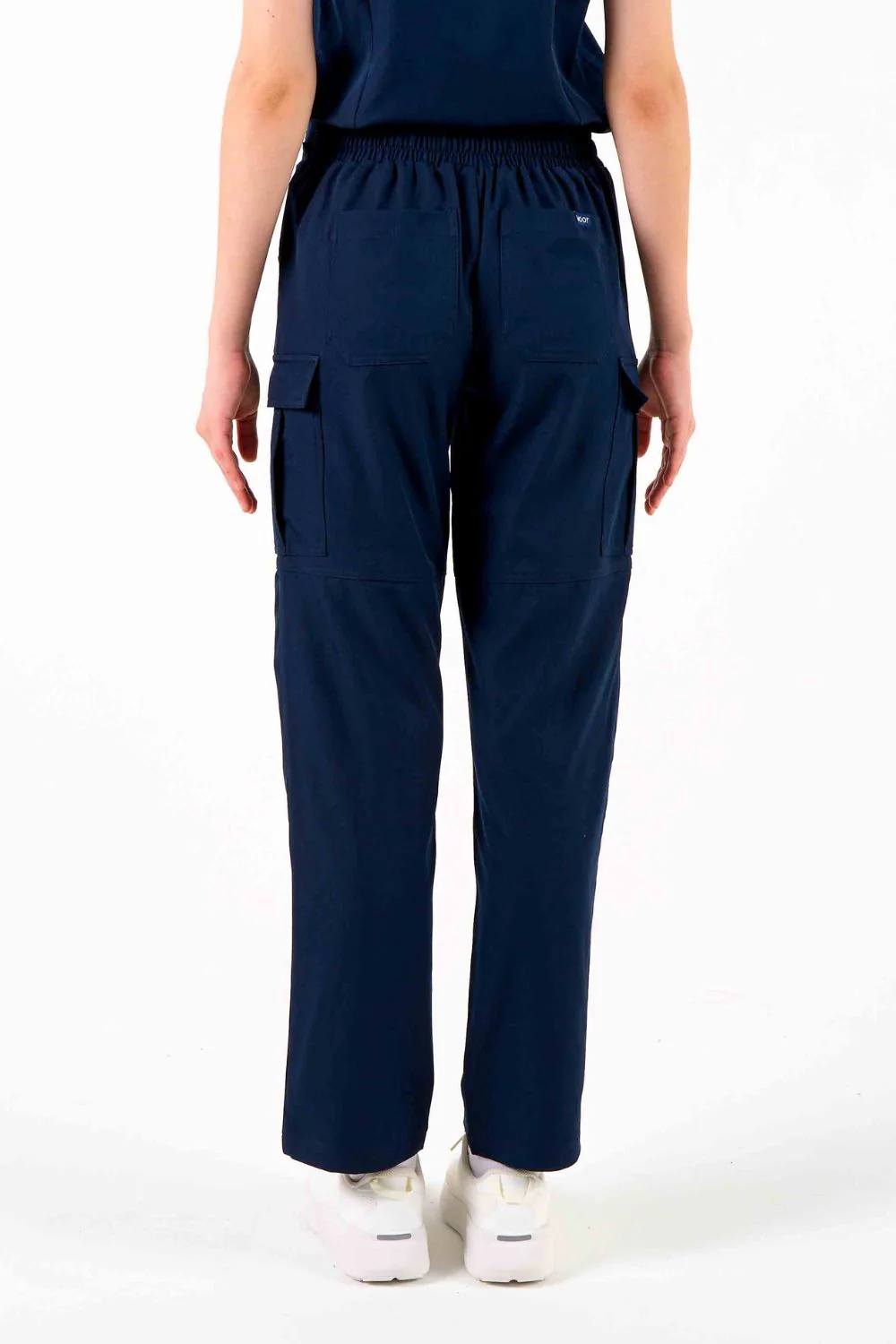 VetCore™ Women’s Vet Med Cargo Scrub Pants with GENU™ Removable Knee Protection - Image 5