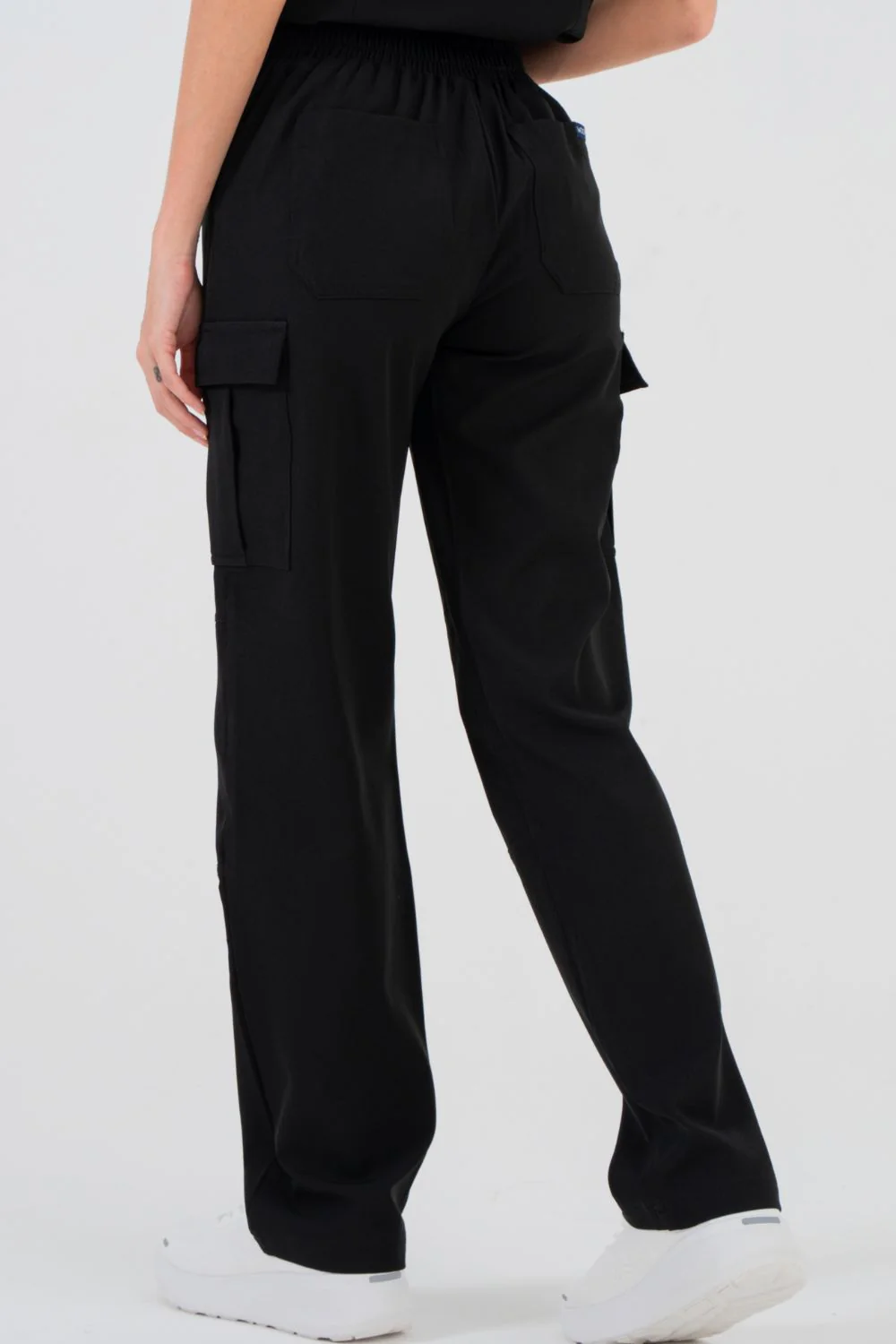 VetCore™ Women’s Vet Med Cargo Scrub Pants with GENU™ Removable Knee Protection - Image 7